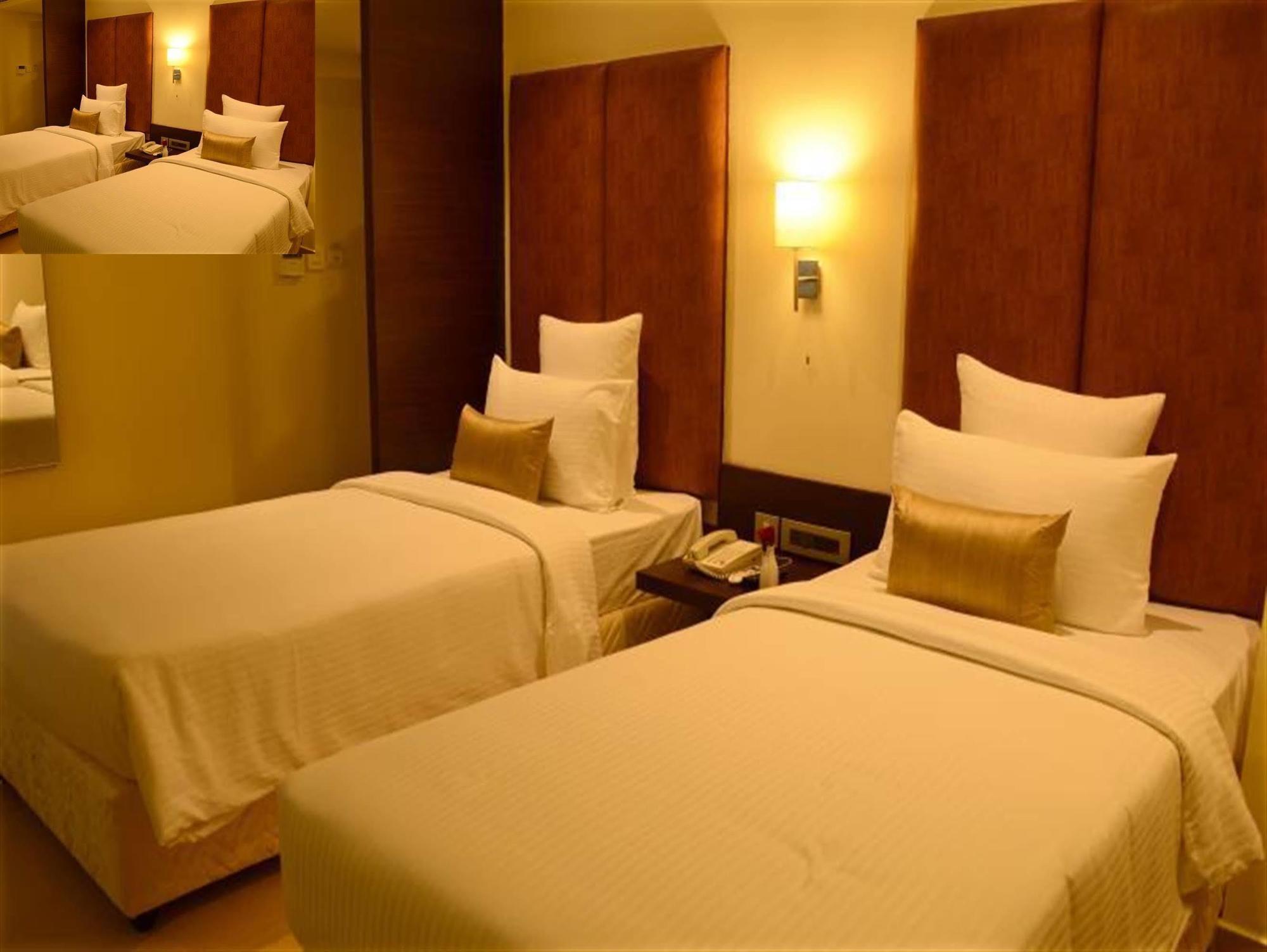 Blu Iris Hotel Chennai Exterior photo